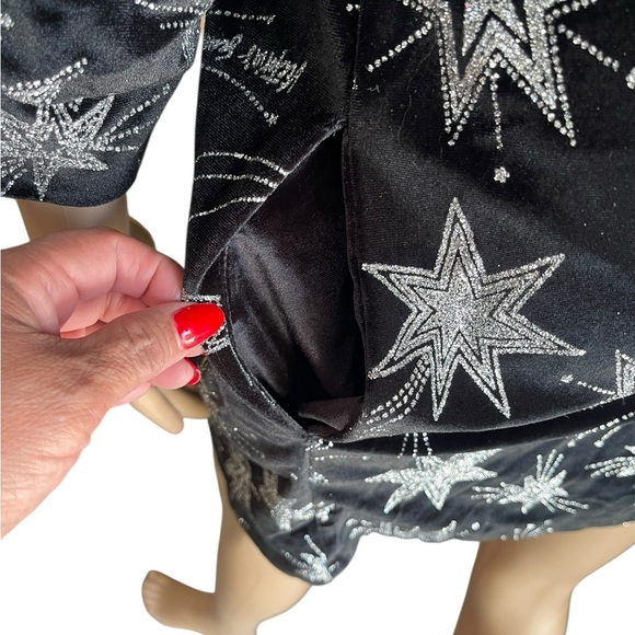 Victoria's Secret RARE Celestial Moon Star Black Velvet Robe Wrap Kimono Sz XS/ - Picture 8 of 16